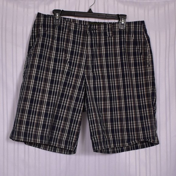 Eddie Bauer Other - Eddie Bauer Plaid Chino Shorts Size 35